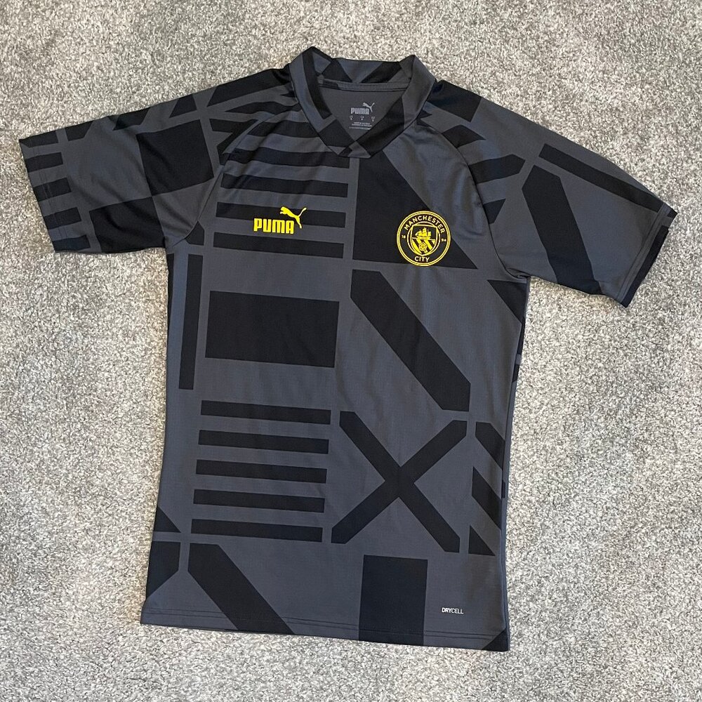 Puma Manchester City 22/23 Pre-Match Replica Jersey